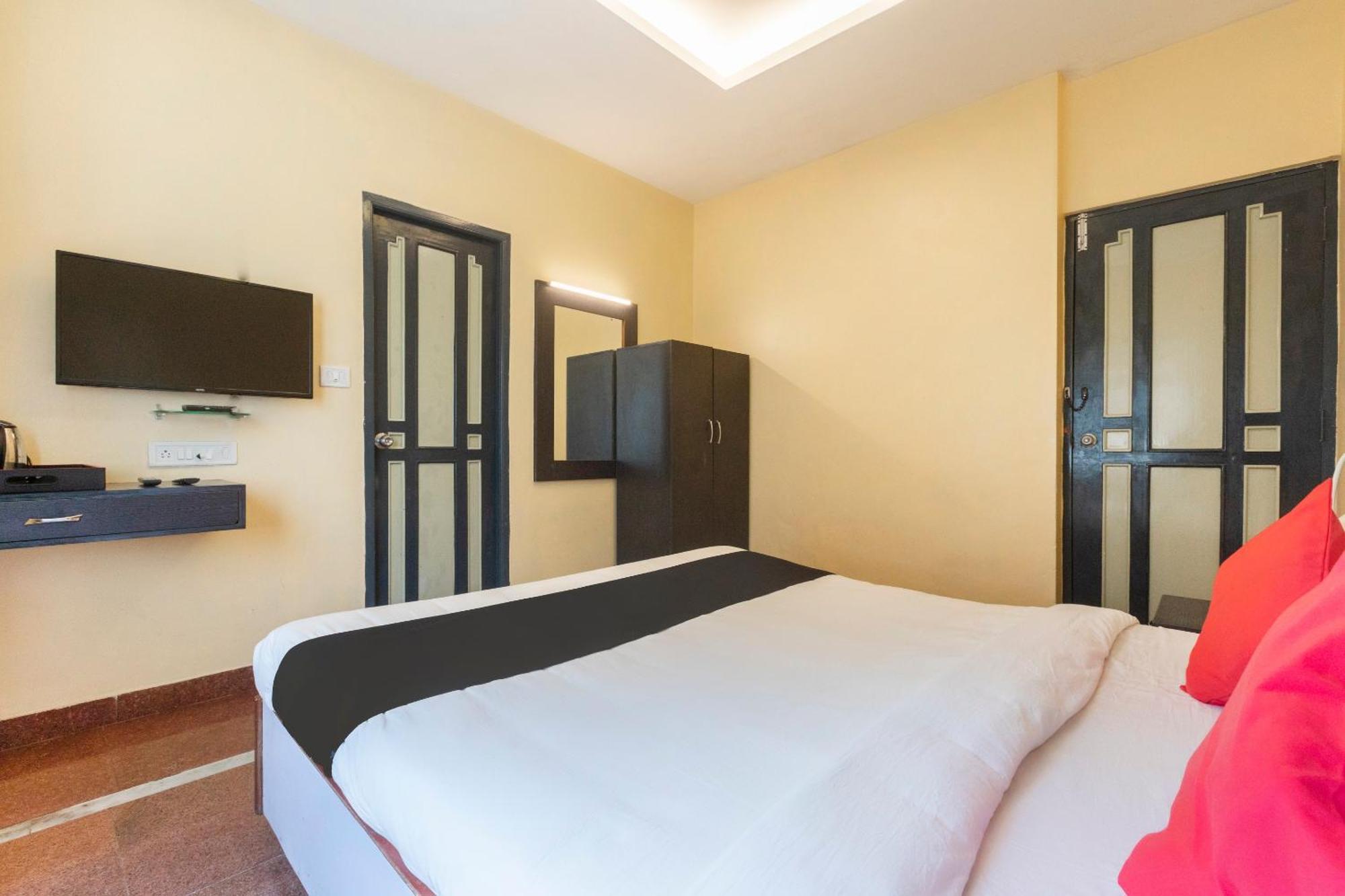 Collection O Santhome Residency Near Marina Beach Chennai Extérieur photo